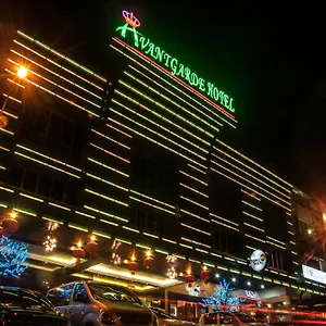 2* Hotel Avantgarde
