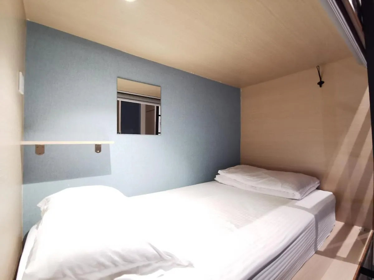 Hostel Attrus Bed & Breakfast Johor Bahru