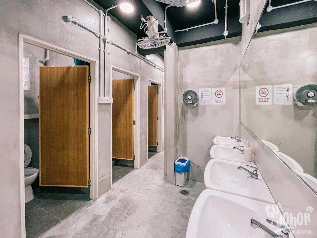 Hostel Attrus Bed & Breakfast Τζόχορ Μπάχρου