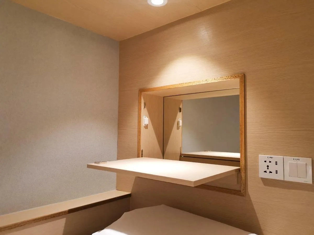 Hostel Attrus Bed & Breakfast Τζόχορ Μπάχρου